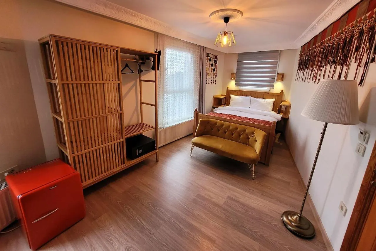 לינה וארוחת בוקר איסטמבול Masif House